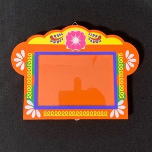 ⭐️ Target Multicolored Floral Wooden Hangable Easel Back Picture Frame 4” x 6”